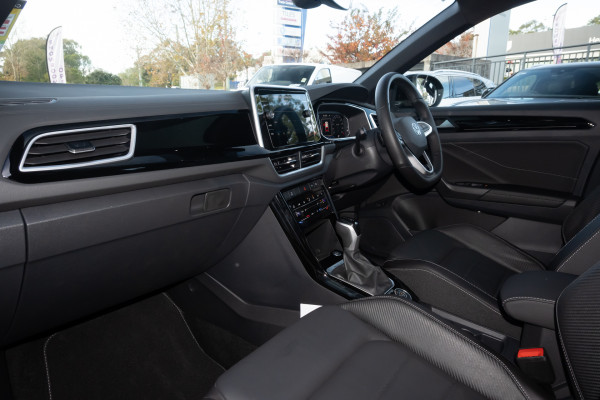 2025 Volkswagen T-Roc D11 140TSI R-Line SUV Image 7