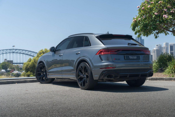 2022 Audi Rs Q8 Tfsi Quattro SUV Image 2