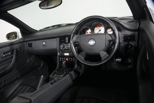 2002 Mercedes-Benz SLK-Class 32 Kompressor Amg Convertible Image 11