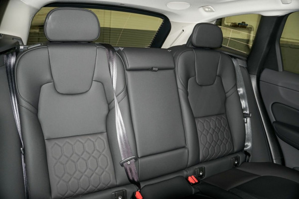 2026 Volvo XC60 UZ Plus B5 Bright SUV Image 9