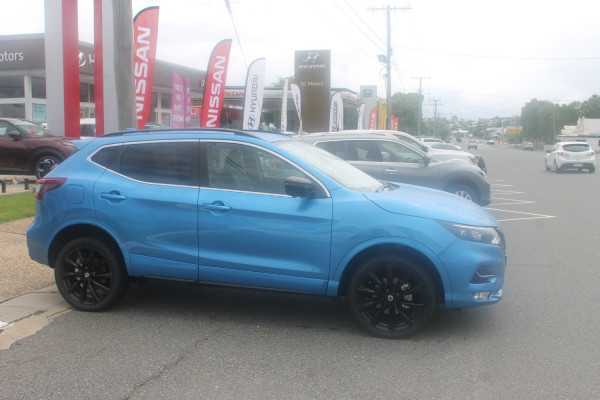 Nissan QASHQAI Midnight Edition J11 Series 3