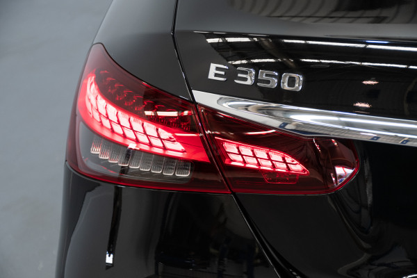 2022 Mercedes-Benz E-Class E350 Sedan image 11