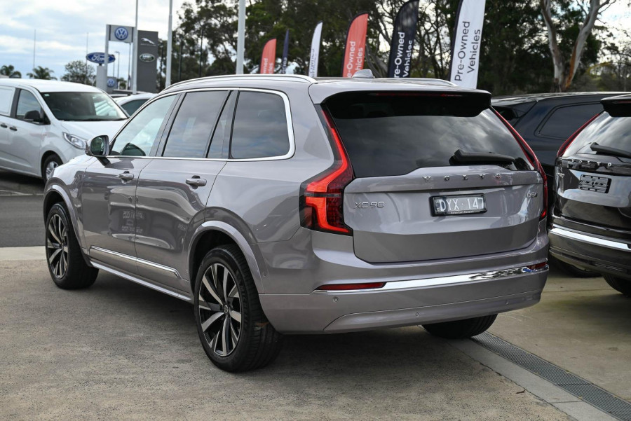2025 MY26 Volvo XC90 L Series Plus B5 Bright SUV Image 4