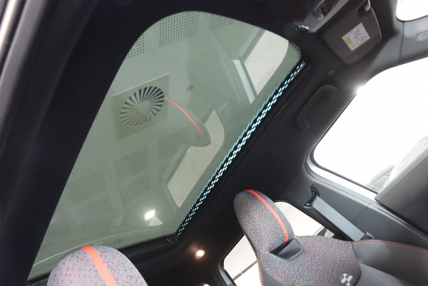 2025 MINI Aceman J05 JCW E Favoured Hatch image 17