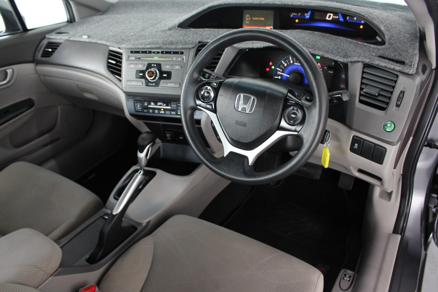 2012 Honda Civic 9TH GEN VTI-L Sedan Image 7