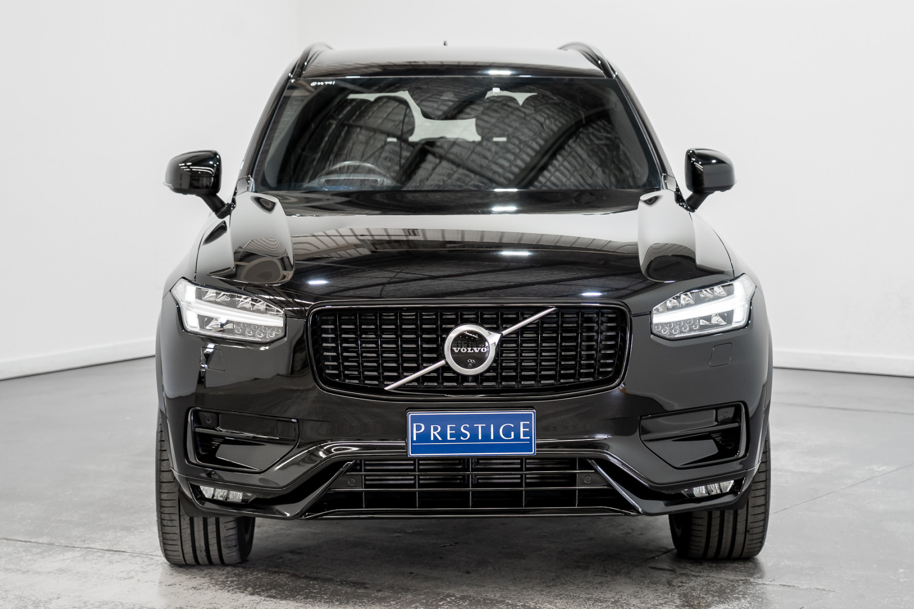 2021 Volvo XC90 T6 R-Design (Awd) SUV Image 7