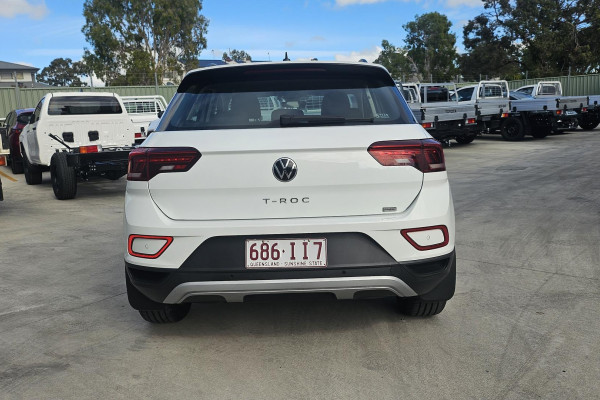 2023 Volkswagen T-Roc D11 110TSI Style SUV Image 4