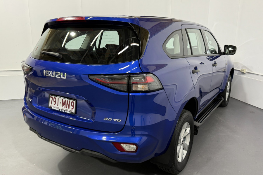 2023 Isuzu MU-X RJ LS-M SUV Image 6