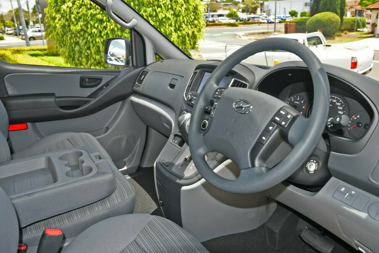 2021 Hyundai iLoad TQ4 Van Van Image 7