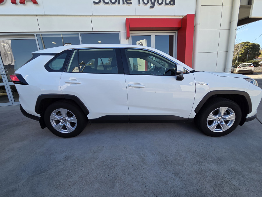 2021 Toyota RAV4 MXAA52R GX SUV Image 6