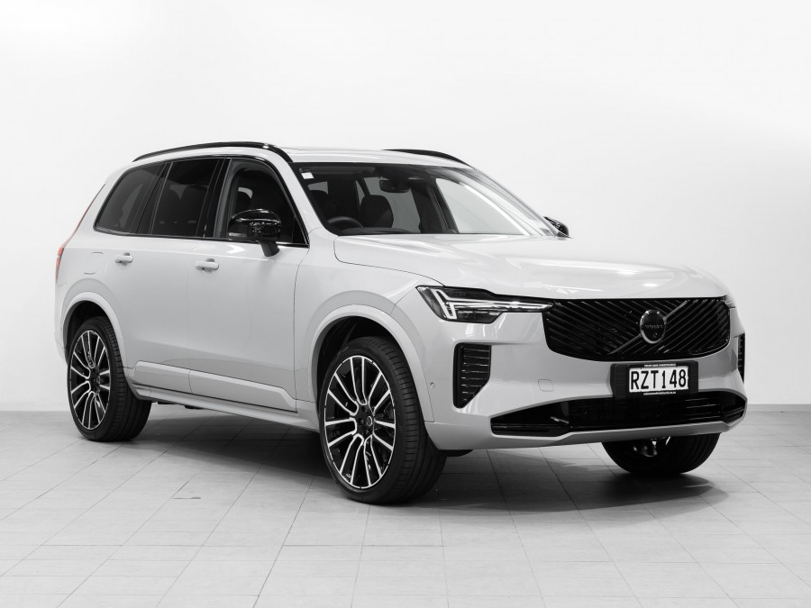2026 Volvo XC90 L Series Ultra B5 Bright SUV Image 1