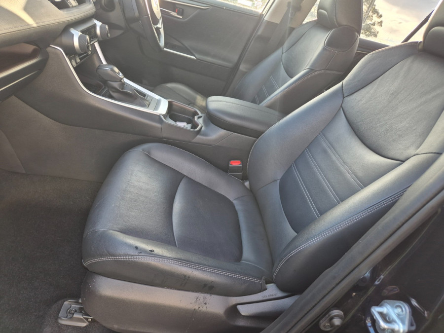 2021 Toyota RAV4 AXAH52R Cruiser SUV Image 31
