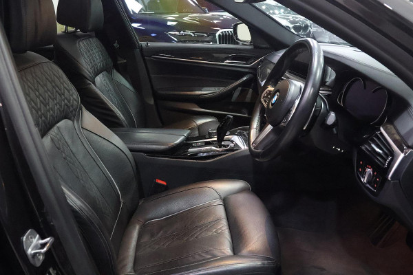 2017 BMW 5 Series G30 530i M Sport Sedan image 12