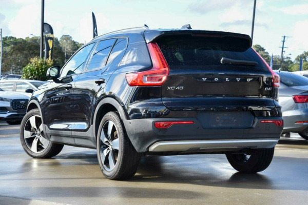 2018 Volvo XC40 XZ D4 Momentum Launch Edition SUV
