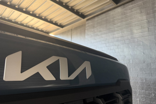 2025 MY26 Kia Tasman TK SX+ Ute Image 21