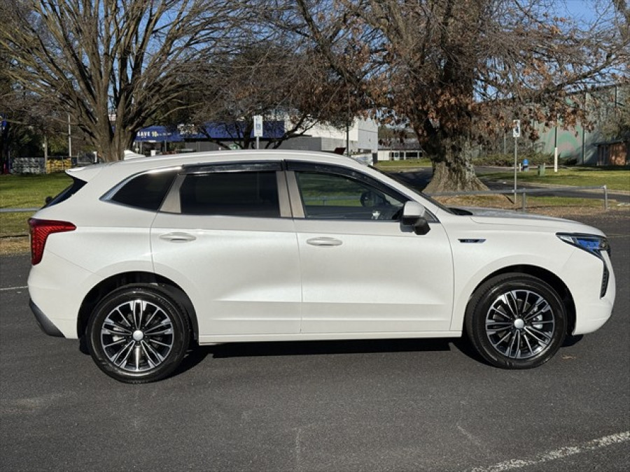 2022 Haval Jolion A01 Ultra Hybrid SUV Image 2