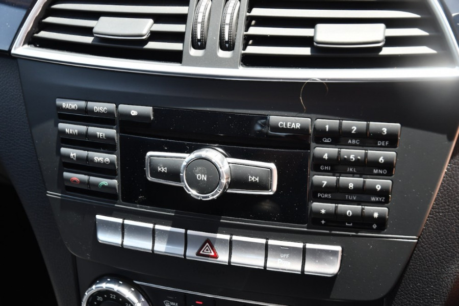 2011 Mercedes-Benz C-class W204 MY11 C200 BlueEFFICIENCY Sedan Image 15