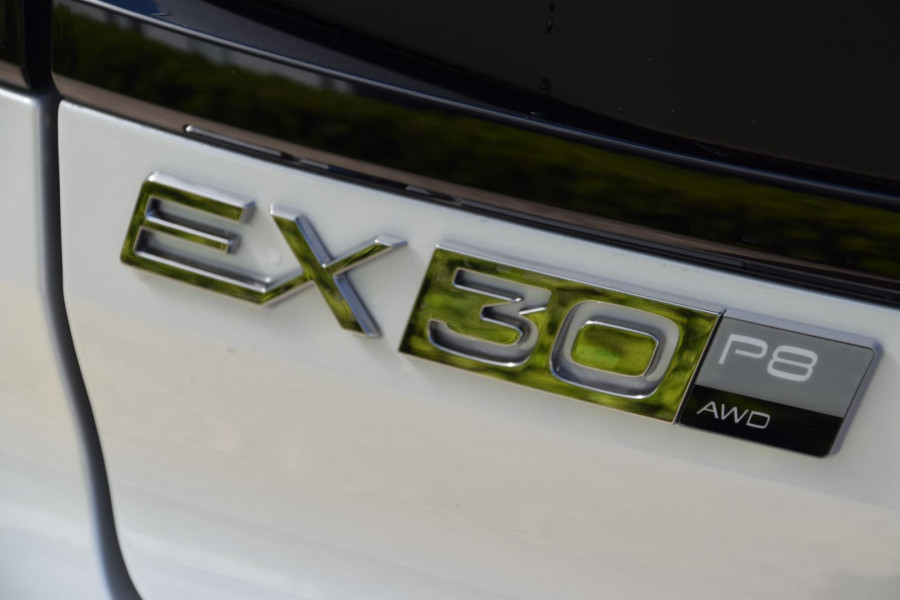 2026 MY27 Volvo EX30 Cross Country  P8 SUV Image 9
