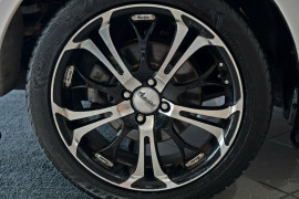 2005 Toyota Corolla ZZE122R 5Y Ascent Hatchback