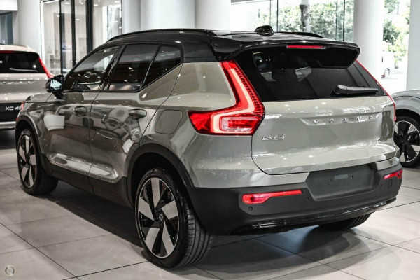 2024 MY25 Volvo EX40 No Series Ultra Single Motor Extended Range SUV Image 4