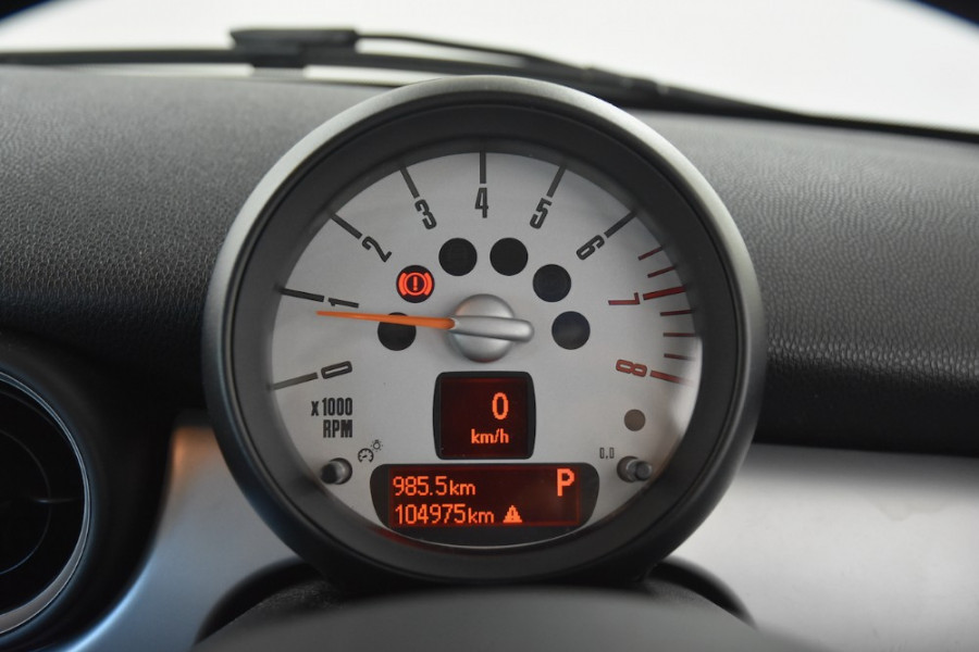 2012 Mini Hatch R56 LCI Cooper Hatchback Image 18