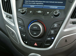 2012 Hyundai Veloster FS + Hatchback