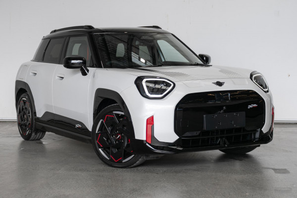 MINI Aceman JCW E Favoured J05