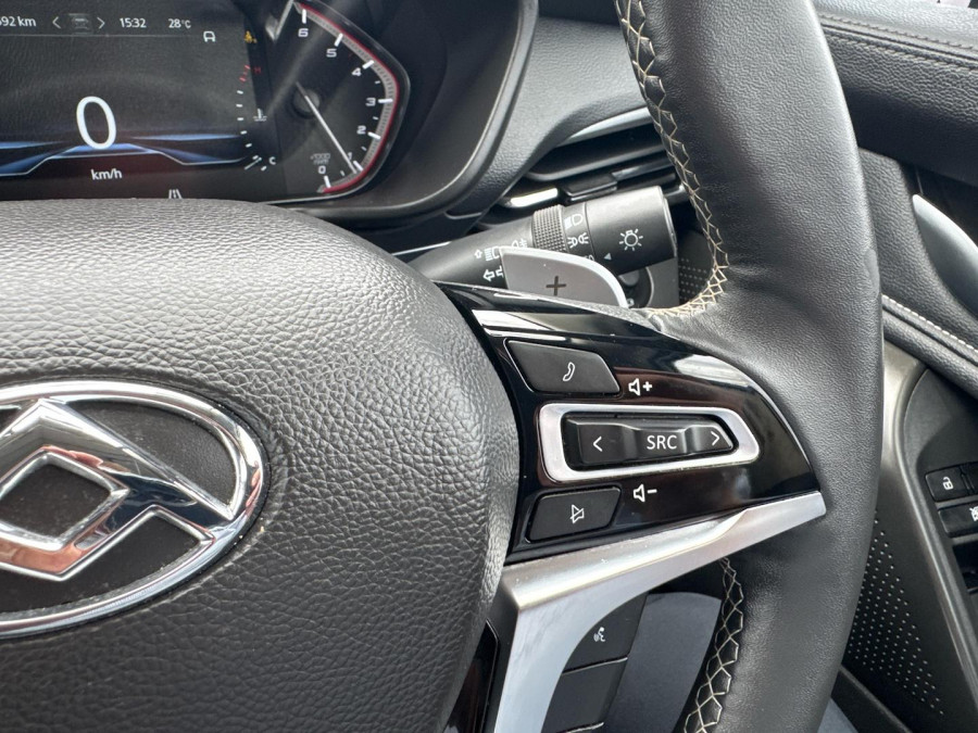 2022 MY23 LDV D90 SV9A Executive SUV Image 26