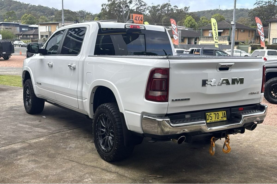 2022 Ram 1500 DT Laramie Ute Image 6