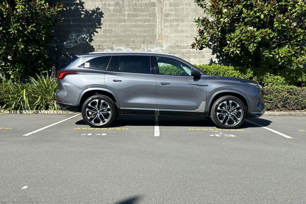 2026 MG QS Excite SUV Image 2
