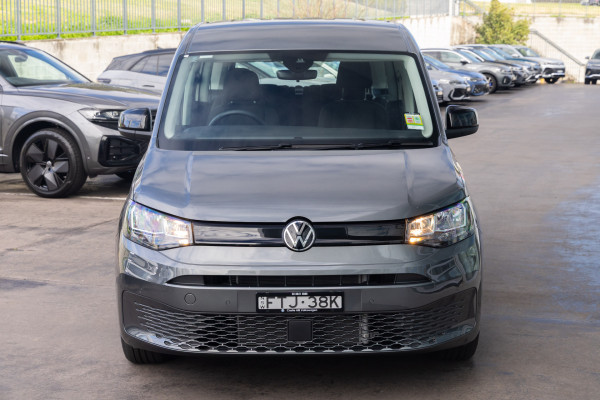 2025 Volkswagen Caddy 5 Maxi Van Image 4