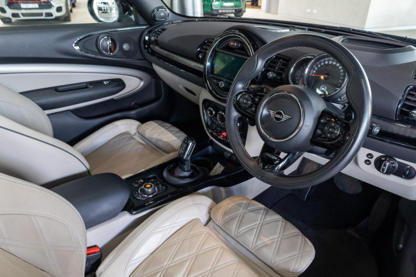 2020 MINI Clubman F54 LCI Cooper S Classic Wagon image 7