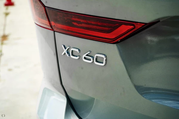 2026 Volvo XC60 UZ Plus B5 Bright SUV Image 6