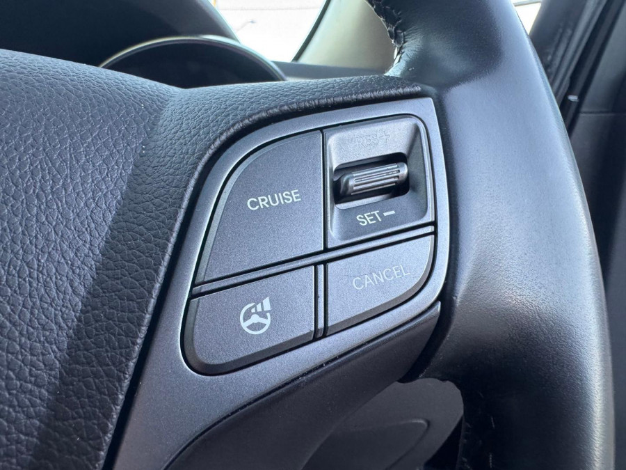 2014 Hyundai Santa Fe DM Highlander SUV Image 24