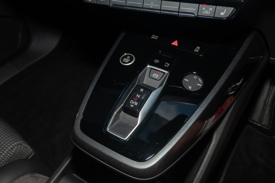 2025 Audi Q4 e-tron F4 45 SUV