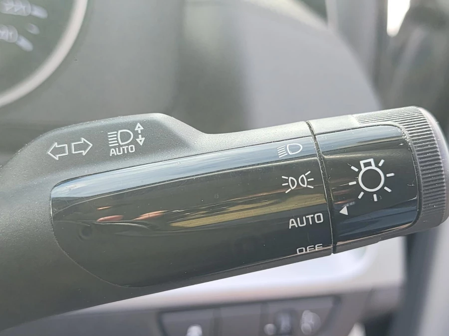 2022 Kia Carnival KA4 S People Mover Image 19