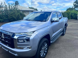 2023 MY24 Mitsubishi Triton MV GLS Ute image 3
