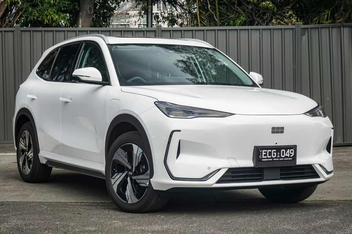 2026 MY27 Geely EX5 E245 Inspire Extended Range SUV