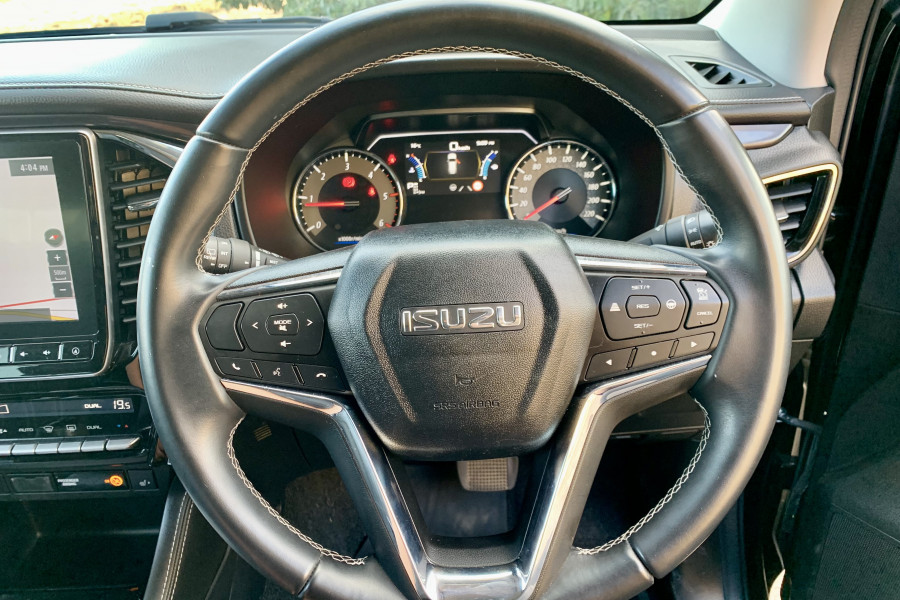 2023 Isuzu MU-X RJ LS-T SUV Image 15