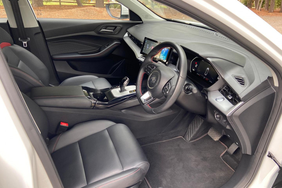 2024 MG MG5 AP32 Essence Sedan Image 8