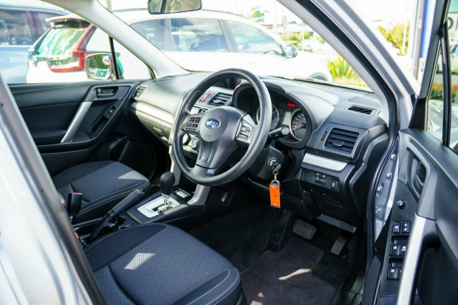 2014 Subaru Forester S4 2.5i SUV Image 14