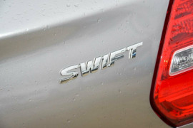 2023 Suzuki Swift AZ Series II GL Hatch image 20