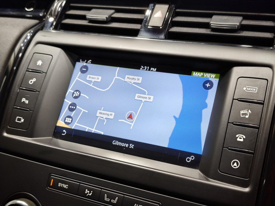 2017 Land Rover Discovery Series 5 SE SUV Image 12