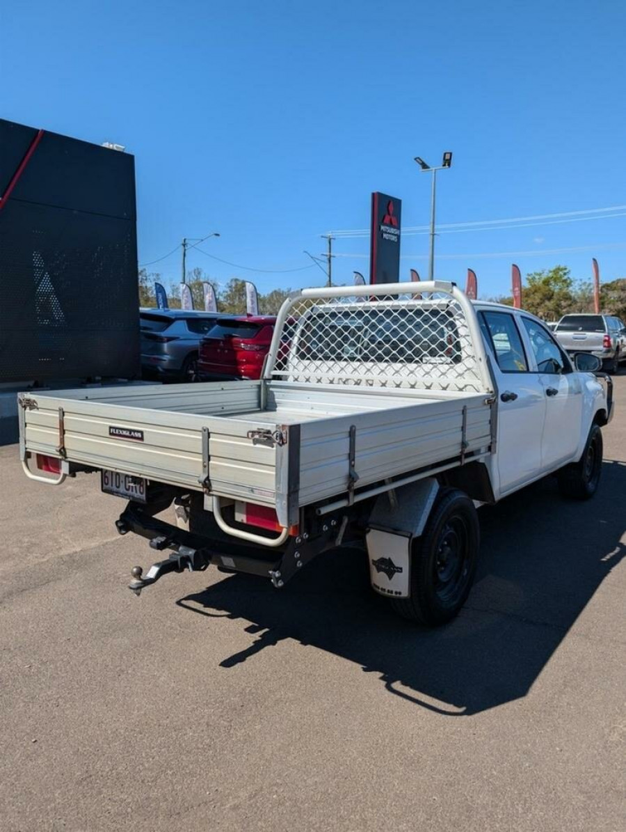 2021 Toyota HiLux GUN125R WorkMate Double Cab Chassis Image 7