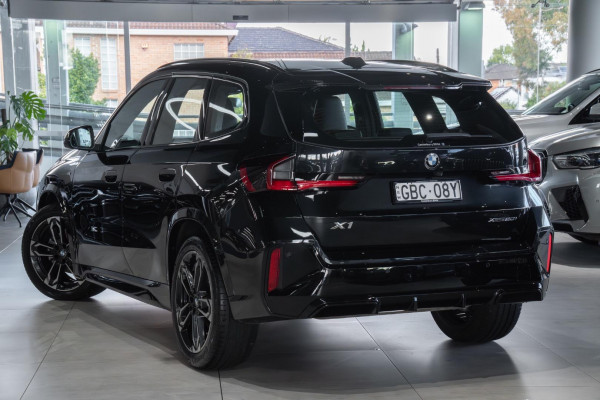 2025 BMW X1 U11 xDrive20i M Sport SUV image 2