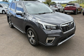 Subaru Forester 2.5i-S S5