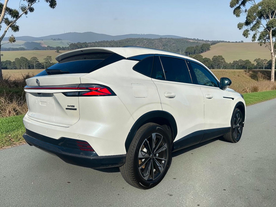 2025 MG HS AS33H Essence Hybrid+ SUV Image 3