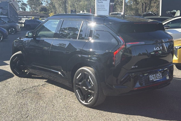 2026 MY27 Kia EV3 SV GT-Line SUV Image 2