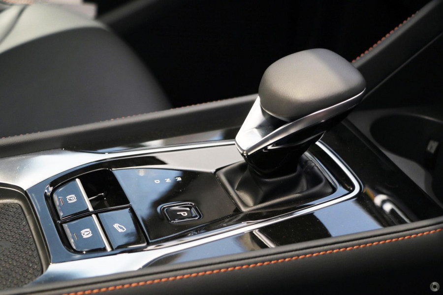 2025 MG HS AS33 Super Hybrid Essence SUV Image 15