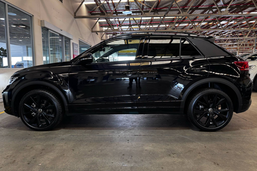 2025 Volkswagen T-Roc D11 140TSI R-Line with Sunroof  SUV Image 6